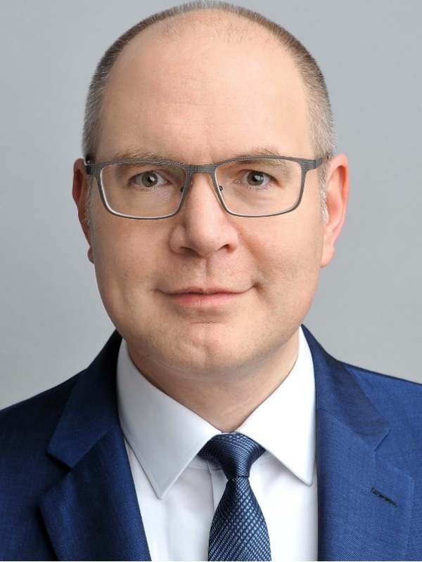 Dr. Klaus Skrodolies